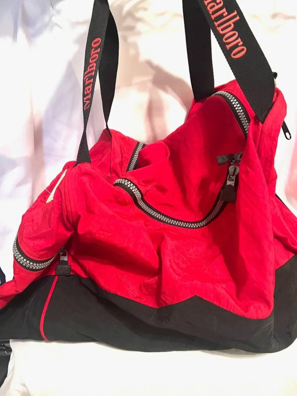 Marlboro Vintage Large Red/Black/White Duffle Bag-Nylon-Lightweight-Travel